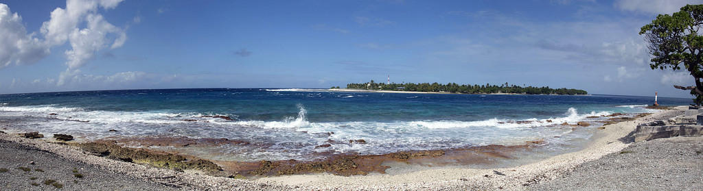 Huahine beach panorama