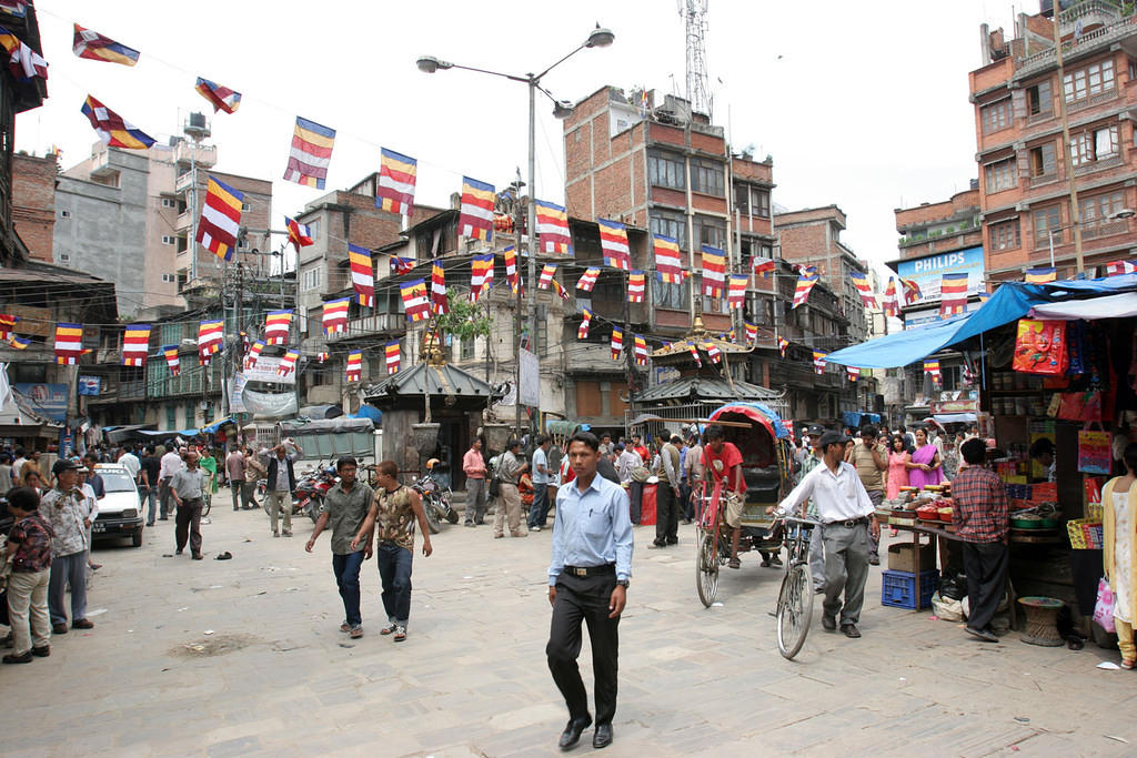 Downtown market in K'du.