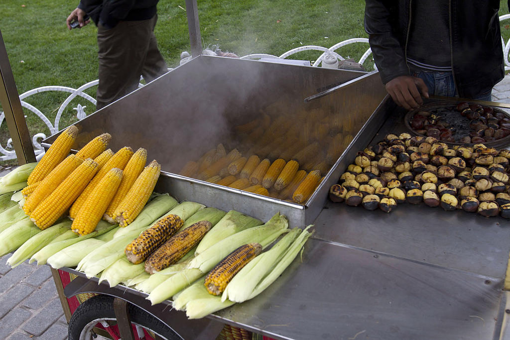 Grilled corn and horse chestnuts