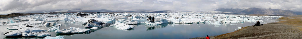 This lagoon freezes over if the ocean is blocked from feeding more saltwater into it.